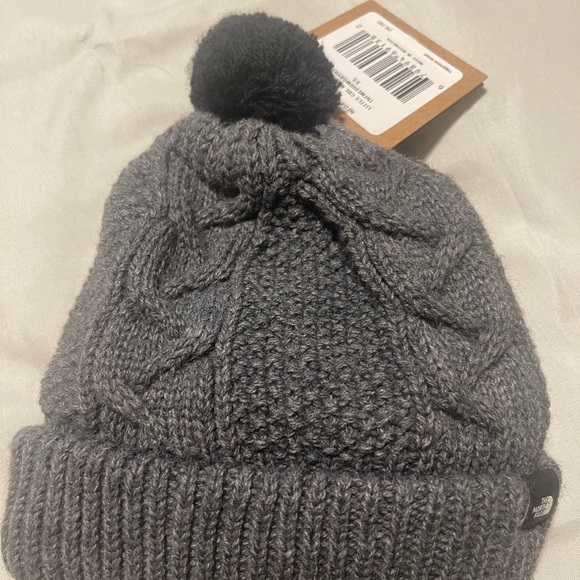 Northface Baby/Toddler boy beenie hat. Dark Gray Brand New!! Size xs - Picture 1 of 2
